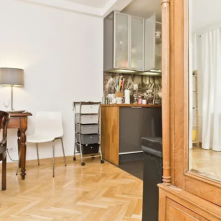 Magic Apartment